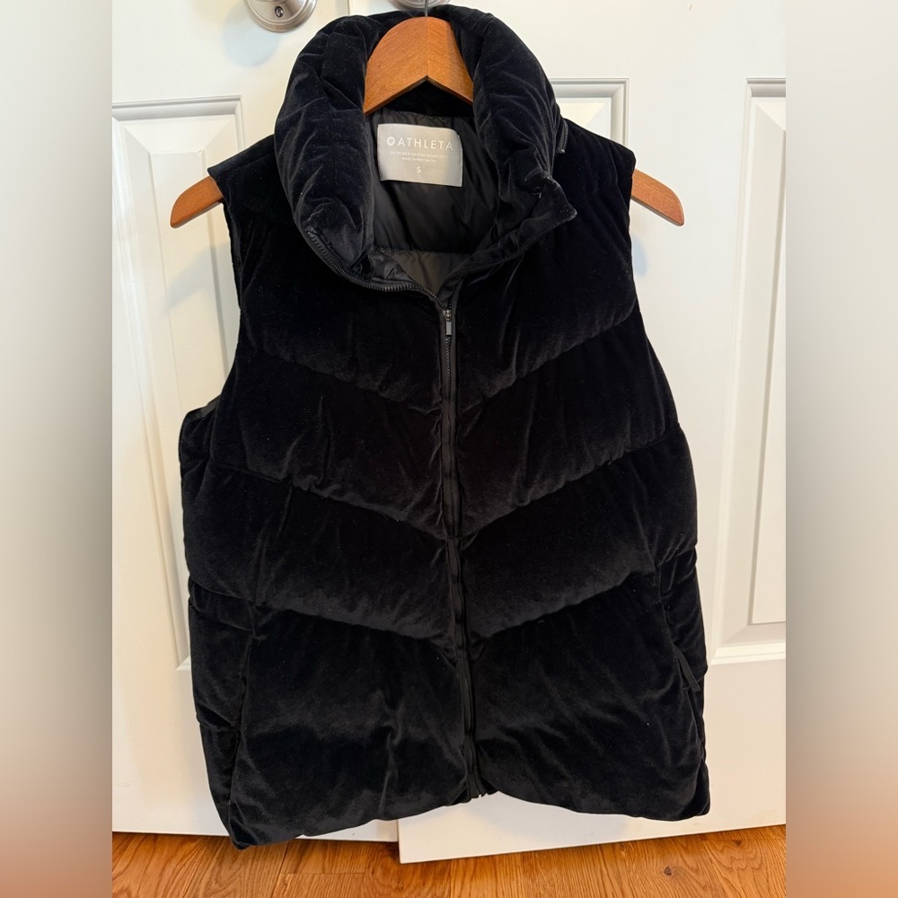 Athleta Women's Lofty Velvet Goose Down Full Zip Puffer Vest Black S No Hood